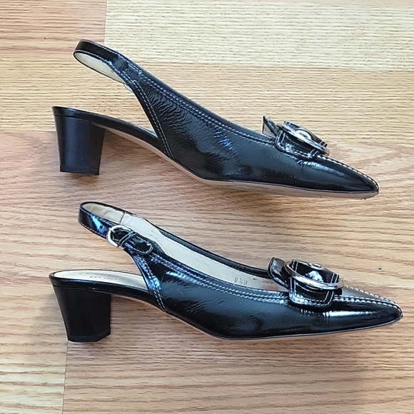 Coach Mini Heels - Picture 2 of 7